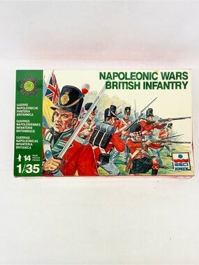 ESCI Napoleonic Wars British Infantry 1/35 Scale Toy Soldiers - Red & Green